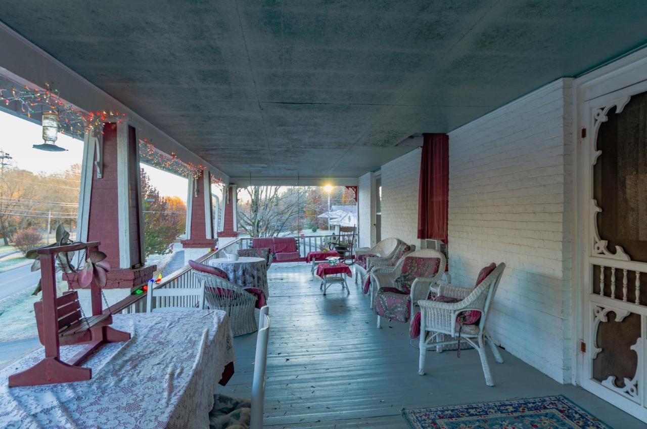 Armour'S Hotel & Spa Red Boiling Springs エクステリア 写真